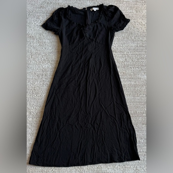 LOFT Dresses & Skirts - LOFT Elegant Black Dress